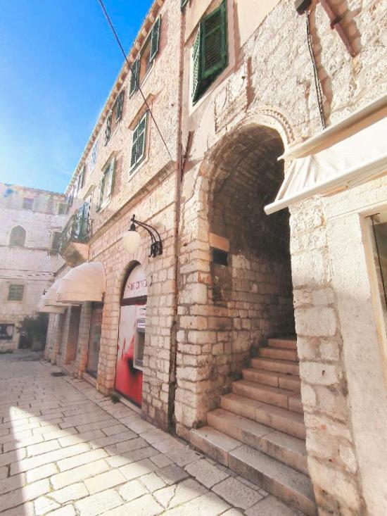 Centrum Luxury Rooms Sibenik Exterior photo