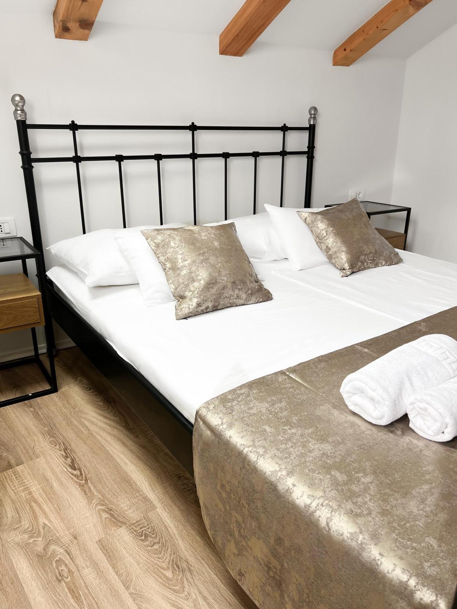 Centrum Luxury Rooms Sibenik Exterior photo